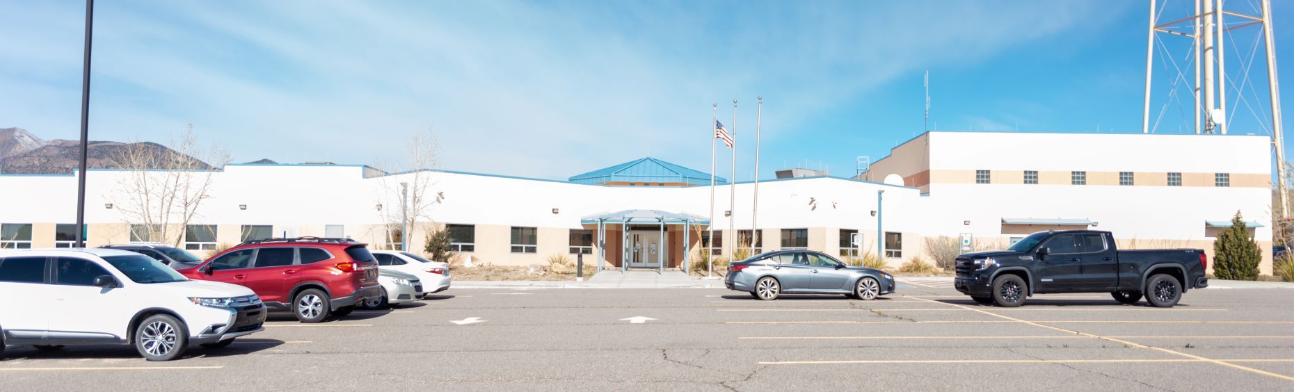 Beclabito Day School building